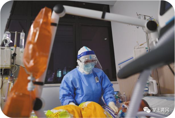 抗疫“她力量”！女神节，致敬最美的“铿锵玫瑰”……