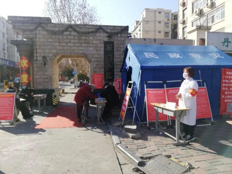 战疫一线巾帼英姿别样红,巾帼风采战疫