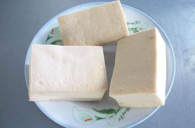 吃不完的豆腐怎么过夜,吃不完的豆腐可以冻起来吗