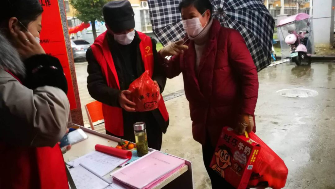 用心用情用力写好民生答卷,用心用情书写答卷