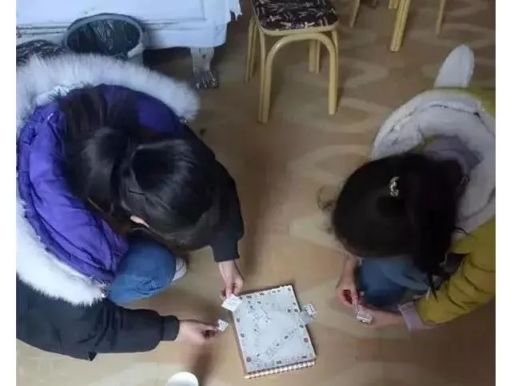 巾帼勇担当疫线绽芳华致敬女神,疫路芳华