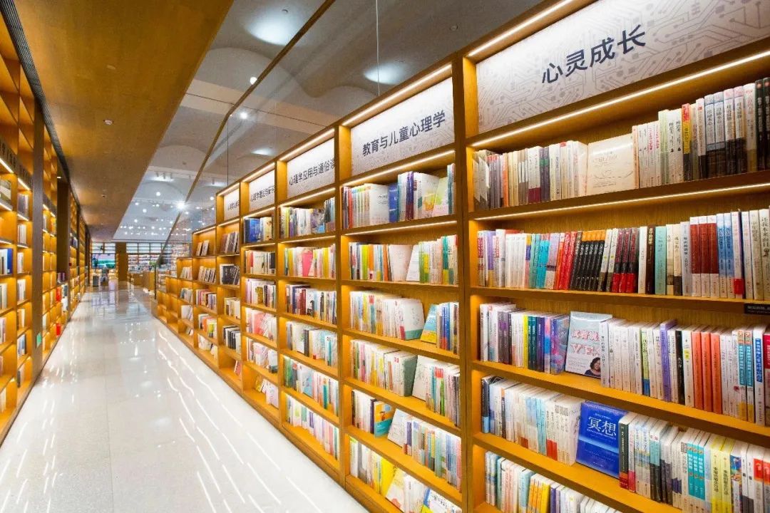 书店的主要收入,卖书是如何成为暴利产业的