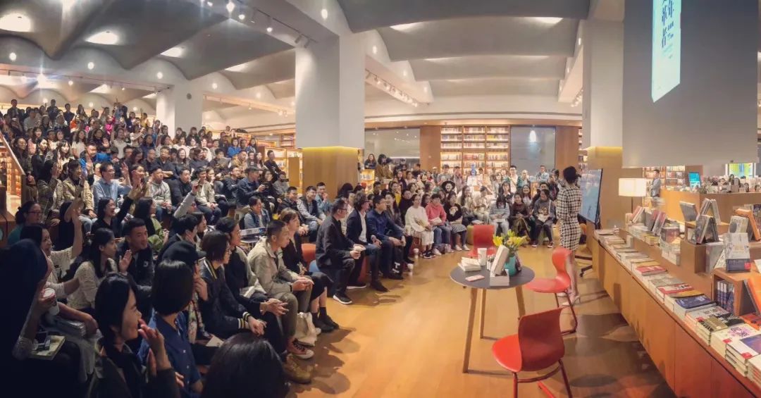 书店的主要收入,卖书是如何成为暴利产业的