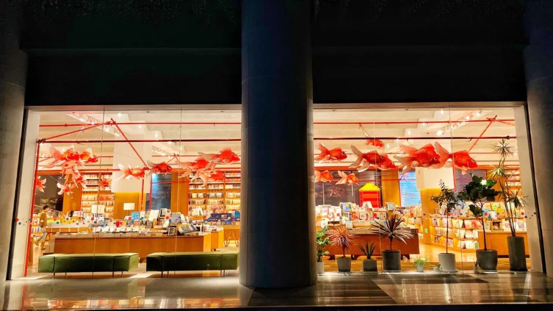 书店的主要收入,卖书是如何成为暴利产业的