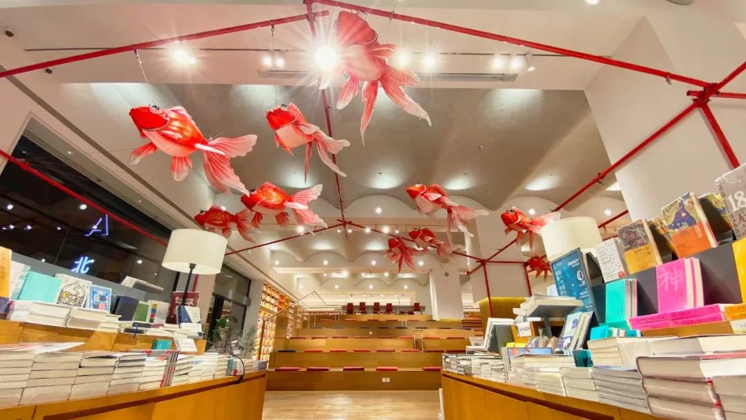 书店的主要收入,卖书是如何成为暴利产业的