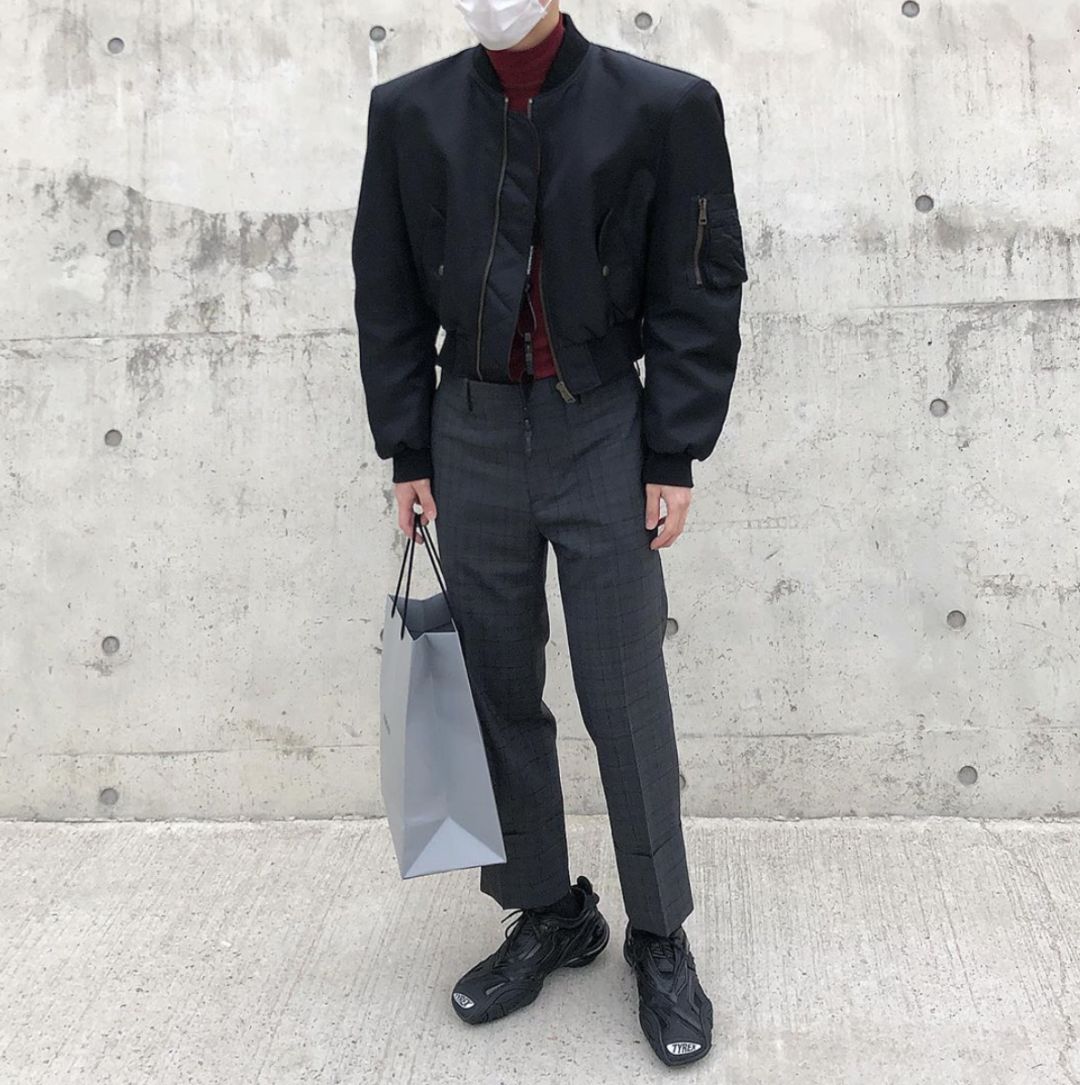 穿了两只不同鞋子发朋友圈,发现时髦的女人都在穿这3双鞋