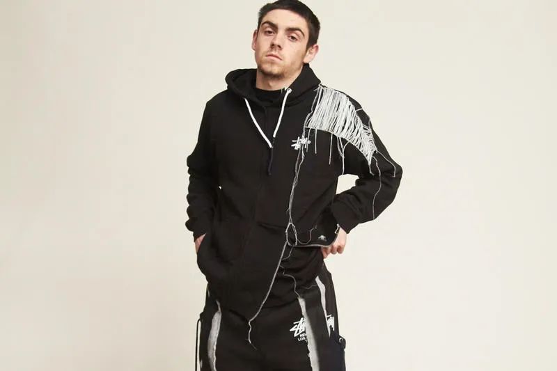 穿了两只不同鞋子发朋友圈,发现时髦的女人都在穿这3双鞋