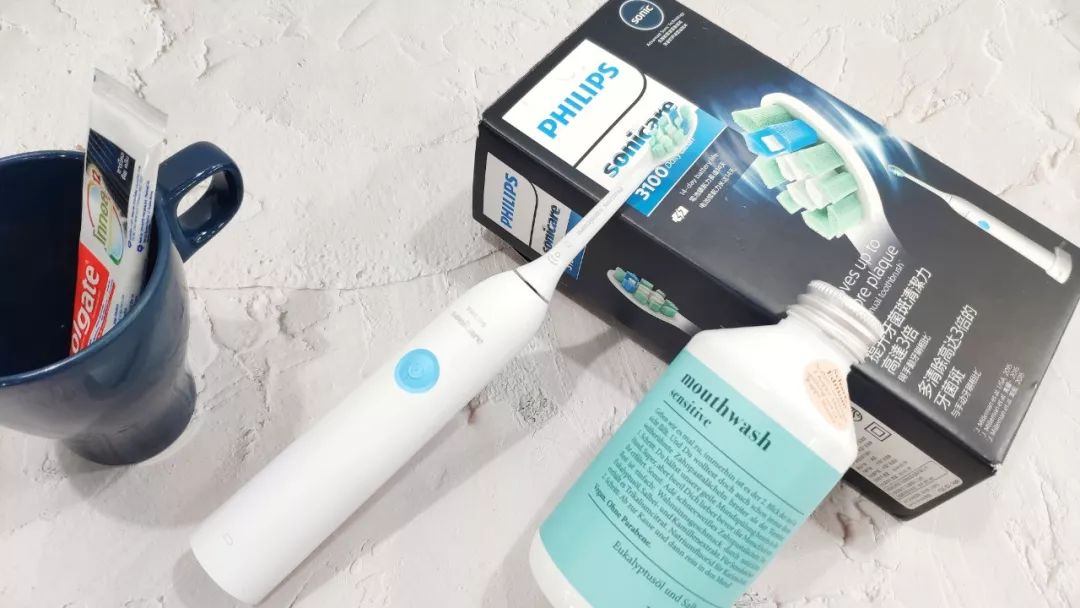 飞利浦和usmile电动牙刷哪个更好,飞利浦电动牙刷性价比高的一款