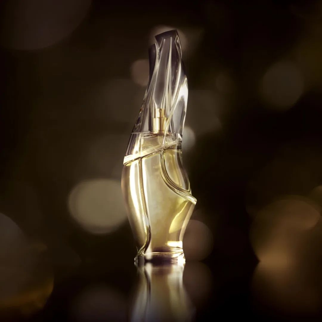 寻香|五彩斑斓的黑算什么，来见识一下五光十色的白