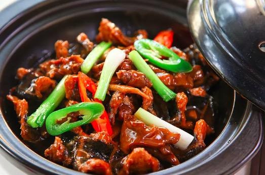 蛇属于肉食性动物吗,蛇属于畜禽吗