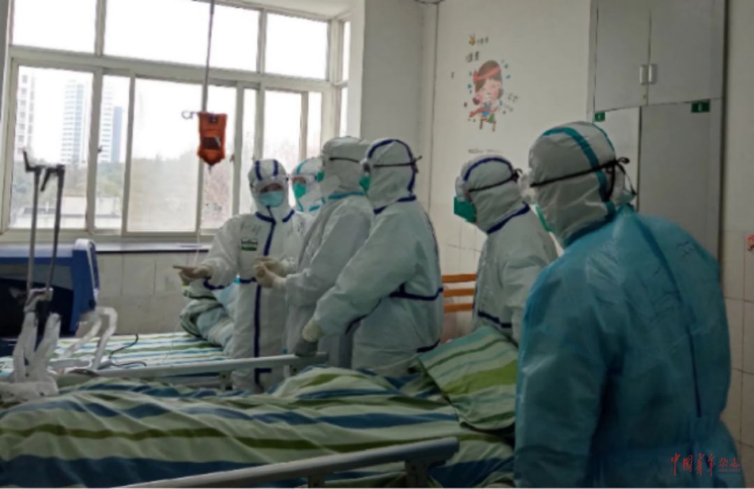 虎妞护士长柯洁:用制度促进全社会尊重医护群体