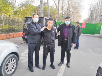 一女子卖口罩赚了2500元,淄博女子买口罩被骗220万