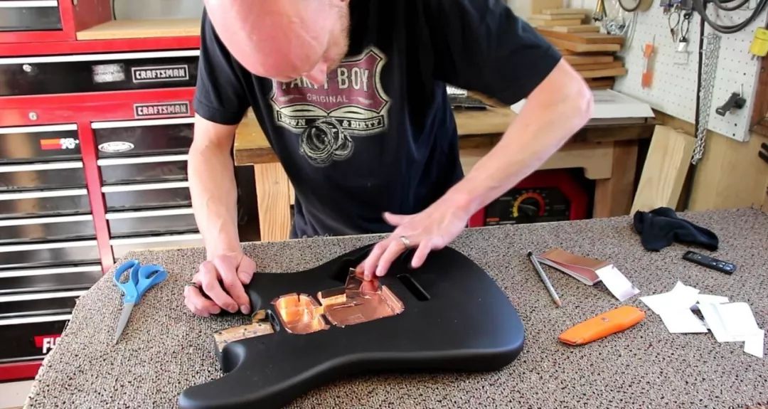 吉他录音声音很浑浊,吉他的声音如何能有杂音