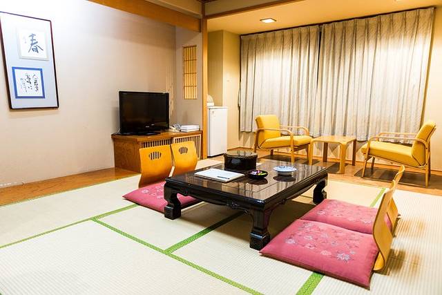 附近的温泉住宿推荐,温泉旅馆