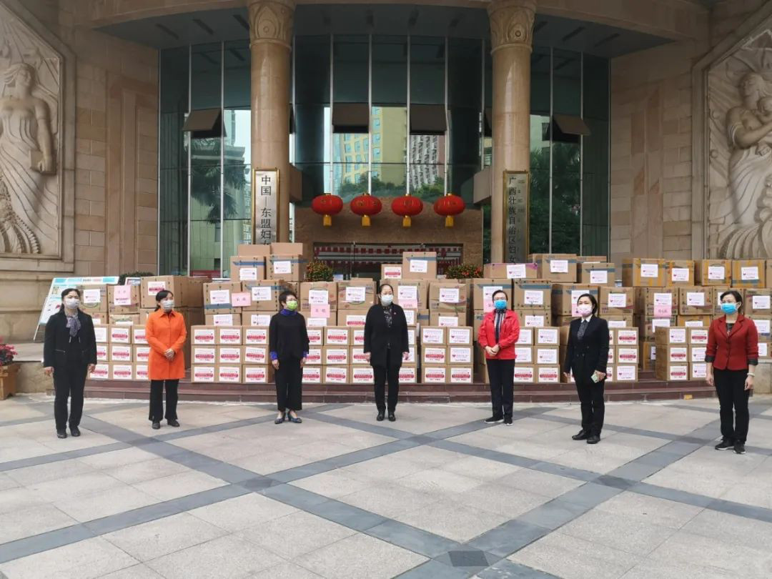 凝聚巾帼正能量争做最美奋斗者,立足岗位争当最美巾帼奋斗者