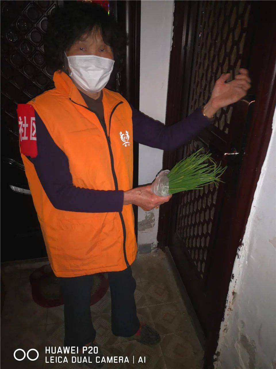 宝山路街道一线战“疫”日记（0316）——通阁小区的三位“守护神”