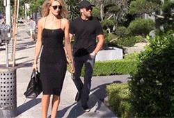 想要穿得简单又有活力感,如何穿得温柔又知性