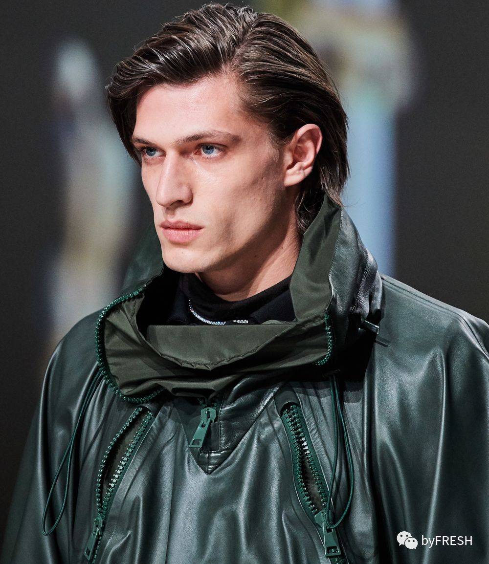 想要穿得简单又有活力感,如何穿得温柔又知性