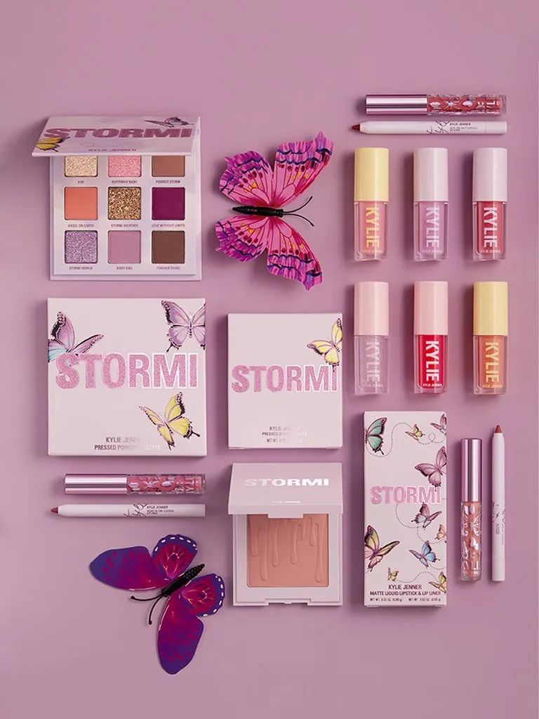 2岁穿高定、LV定制小零食...跟她比李湘王菲的闺女也只是平民…