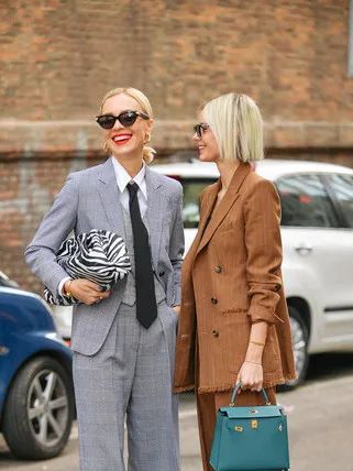 恢复通勤后,报复性连穿一个月西装