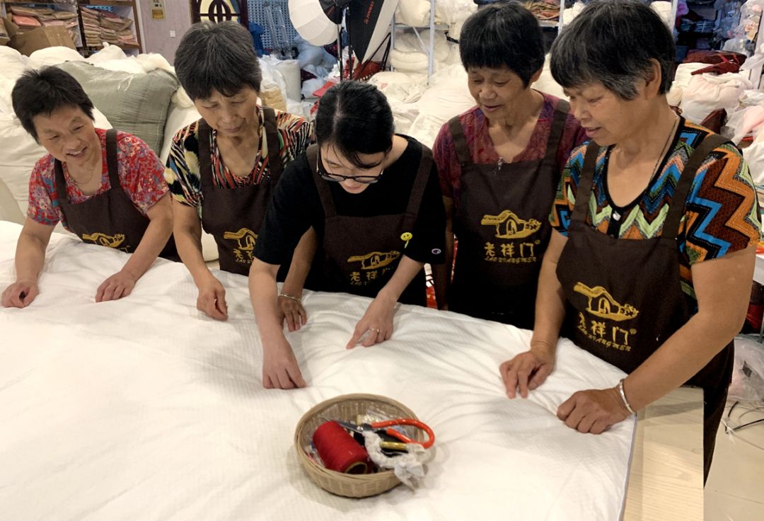 央视曝光蚕丝被长期盖,长期盖蚕丝被的危害图片