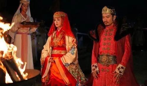 美博人物馆|被淡忘的古代美女公主1:阔阔真公主——一阵掠过草原的轻风