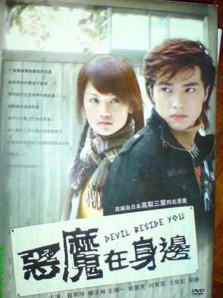 透着古早味的网站、追过的最早一批星…… 90后回忆杀来袭