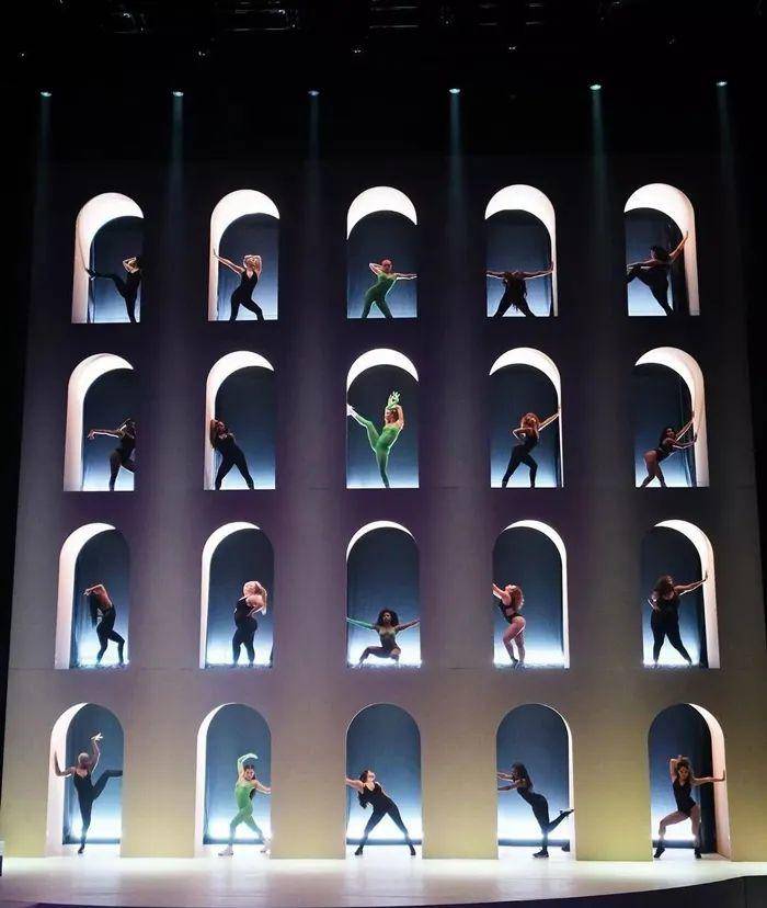 内衣广告案例,内衣发展史动画