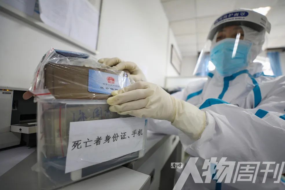 重症患者与死神搏斗,医生与死神的殊死搏斗