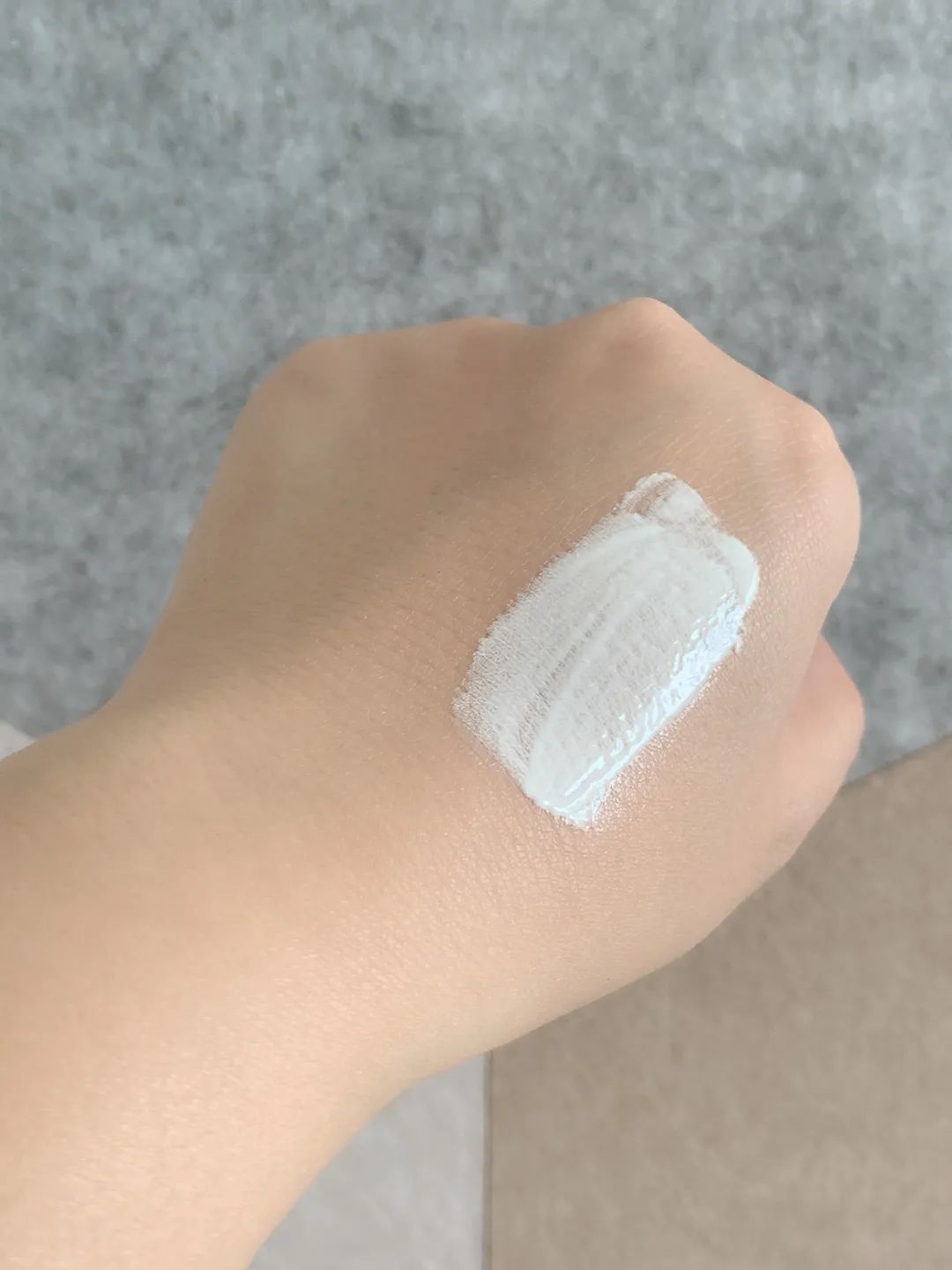 瑞酱种草日记丨挡得了病菌可挡不了紫外线，不涂防晒摘了口罩可别哭唧唧