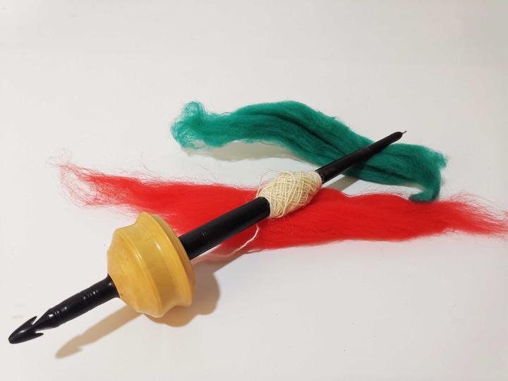 居家自制纯色毛线纺织法,宅家get小技能