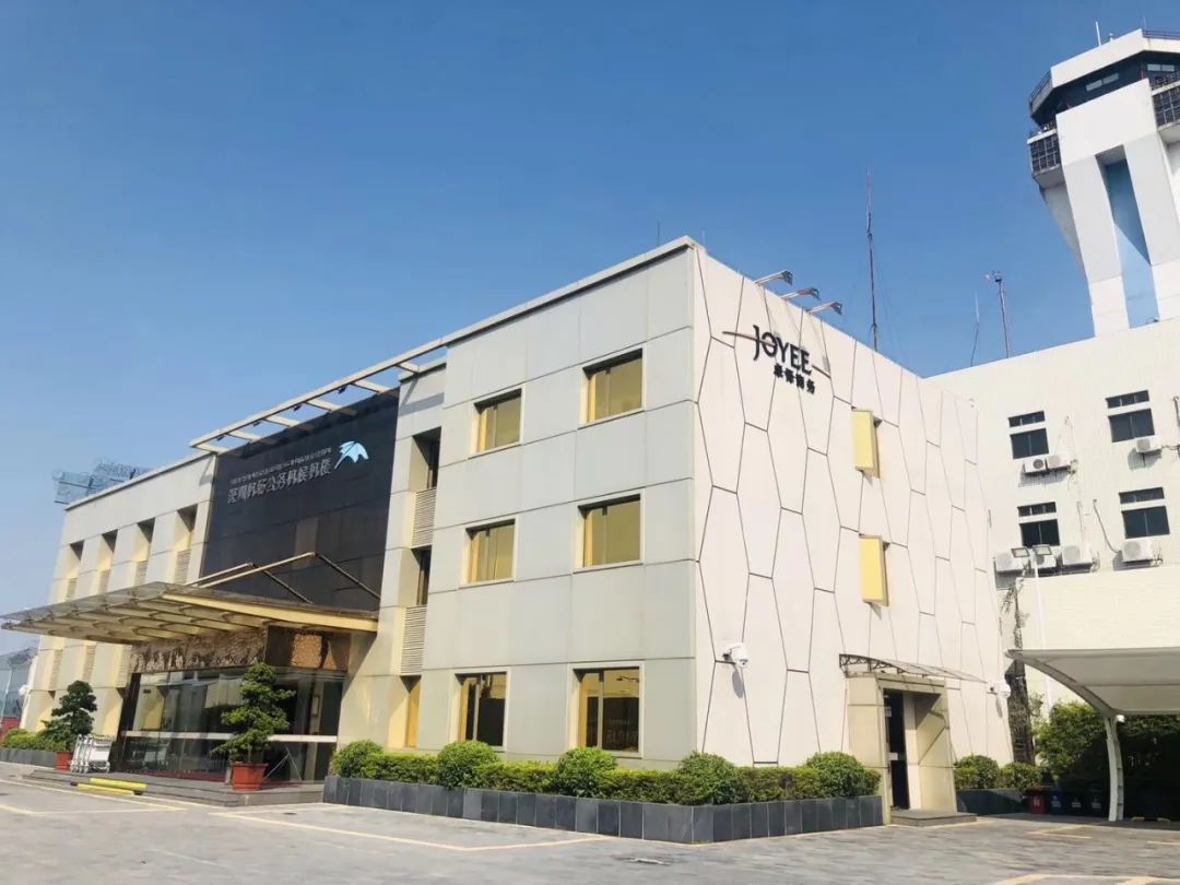 现在包一架飞机居然可以跟订机票一样简单