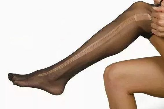 秋冬怎么穿出骨感腿,秋冬温柔甜系不露腿穿搭