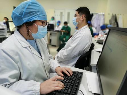 武汉众志成城共同抗击疫情视频,武汉协和医院西院icu科