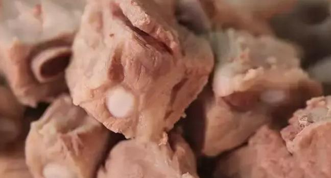 糖醋排骨发黑发苦的原因,大厨手把手教你做糖醋排骨不焯水