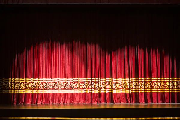 把影院搬进家里,把影院搬进卧室