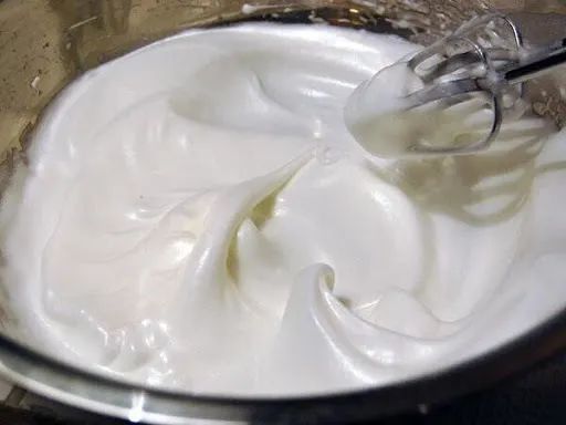 鸡蛋为啥打不起泡,鸡蛋打发不发泡是什么原因