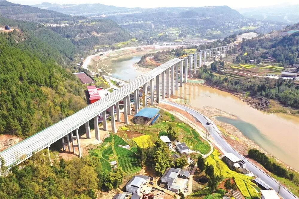 中国各地按下复工复产快进键,青海按下复工复产启动键