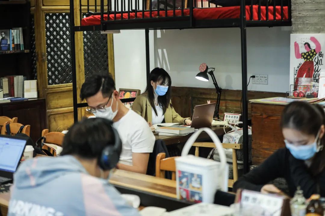 二十四小时不打烊书店广州,24小时不打烊书店广州