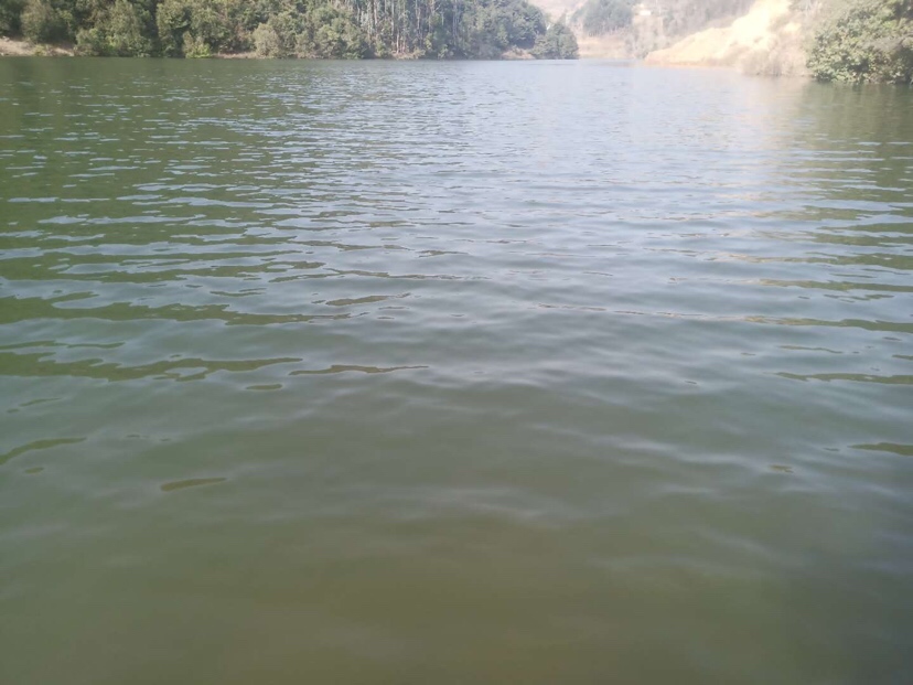 穿上节日盛装为祖国庆生,身穿战袍