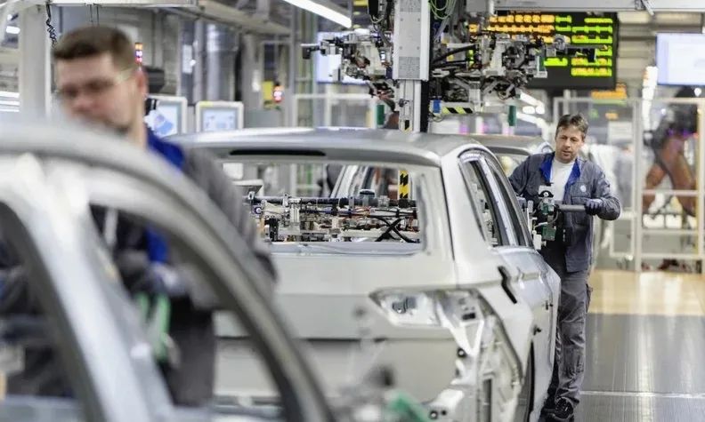 美国汽车制造业停产,欧洲汽车零部件企业裁员