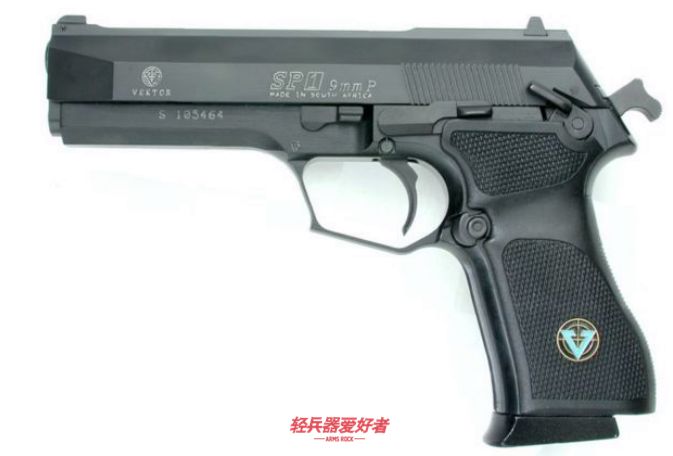 德国战术电影看过吗?《孤胆保镖》硬汉大叔和少女的枪械盛宴「电影*器武**解析」