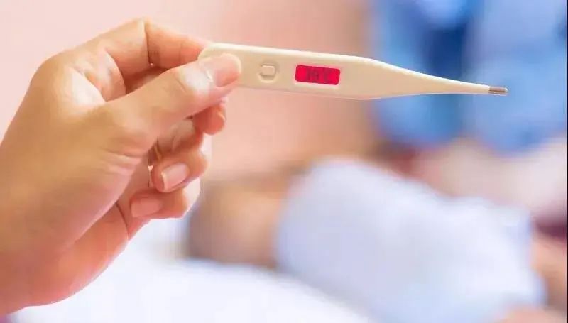 对于成人退烧药哪种副作用最小,儿童用的安全退烧药