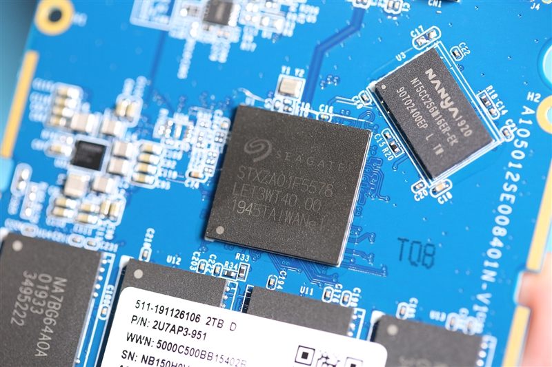 希捷移动硬盘锦系列测评,希捷移动固态硬盘飞翼评测