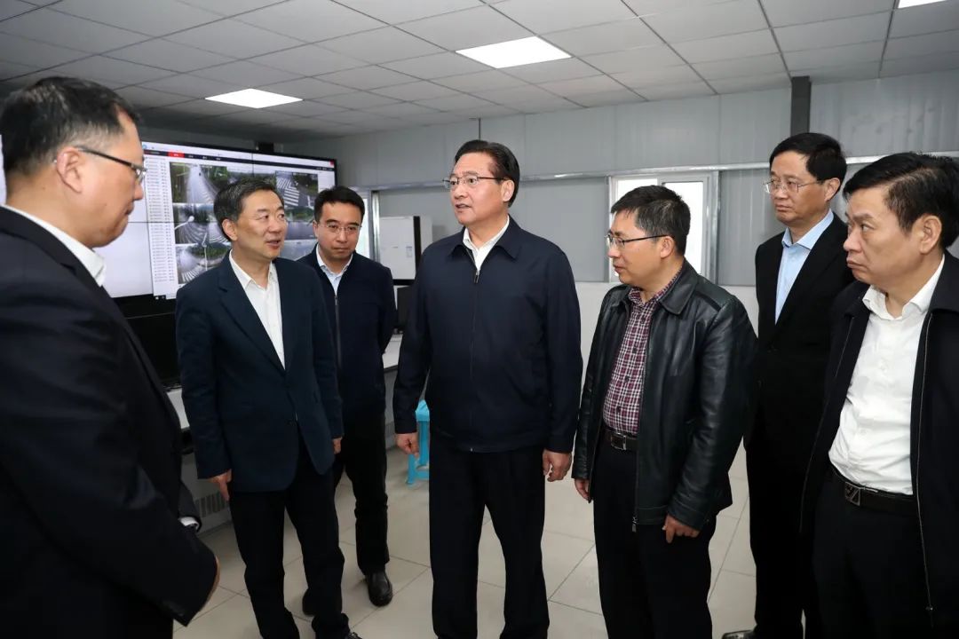 黄钦发言,黄钦谈无锡发展