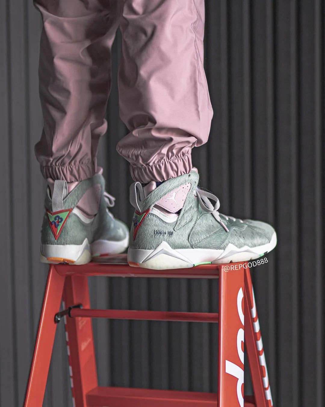 兔八哥aj7值得买吗,兔八哥aj7正品细节图