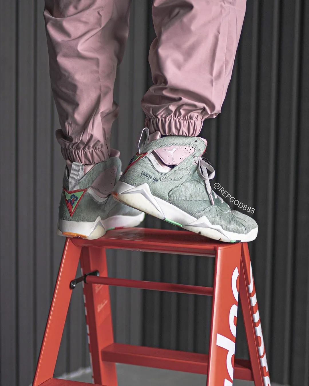 兔八哥aj7值得买吗,兔八哥aj7正品细节图