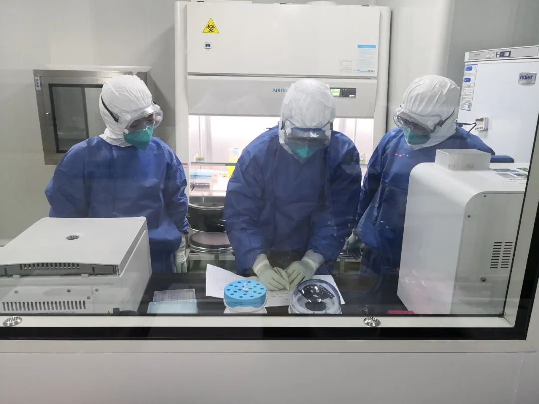 战疫致敬默默奉献的人,战疫有我致敬每一位逆行的英雄