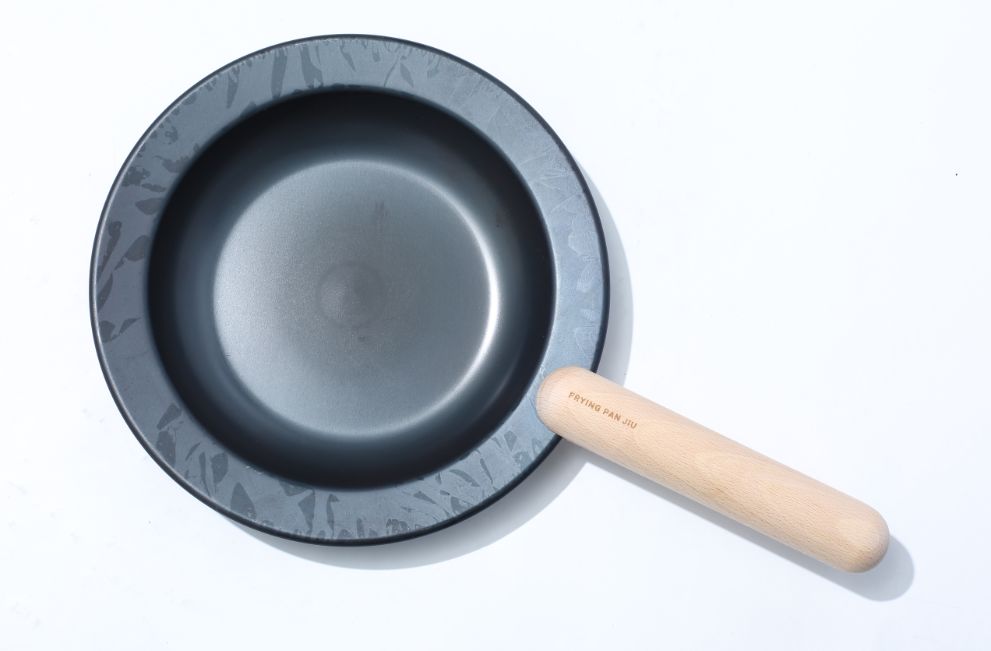 日本古法铸造铁锅,日本精铁锅