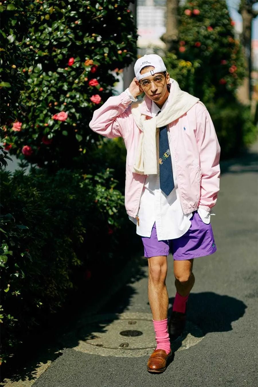 *男猛**日记：淡黄的长裙，蓬松的头发是什么鬼...我们就不吃这套